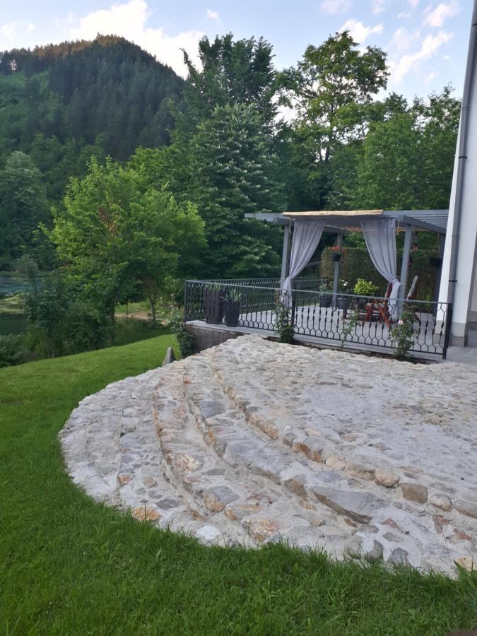 Anur Apartment Бихач Экстерьер фото